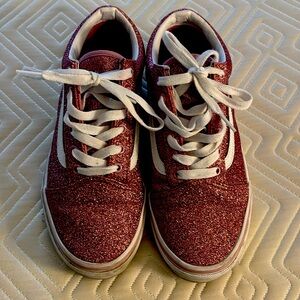 Vans girls size 6 big kids. Glitter pink. Only worn a few times.